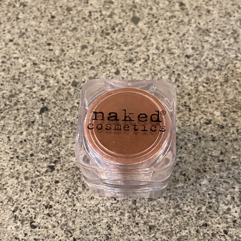 Naked Cosmetics Warm Brown Eyeshadow